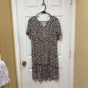 Leopard Print‎ V-Neck Dress